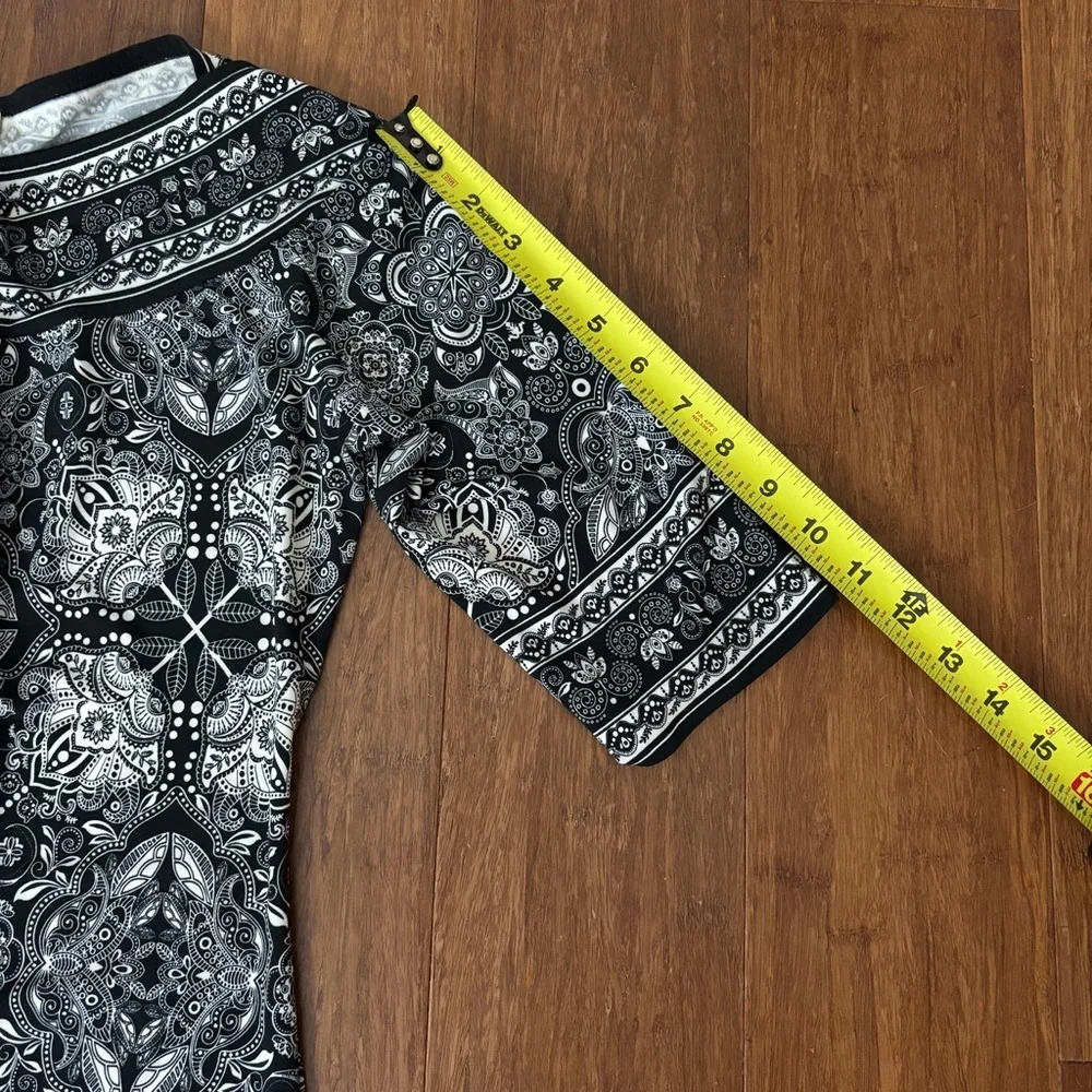 Max Studio NWOT Black & White Intricate Tile Print Mini Dress Size XS